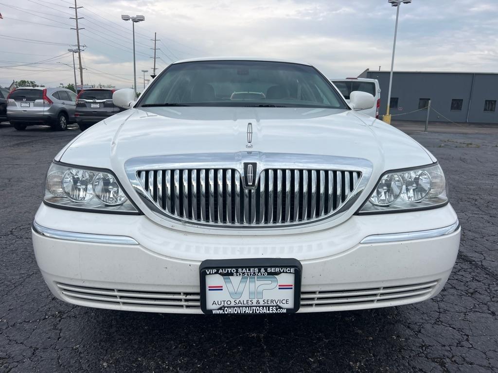 Lincoln Town Car 4dr Sdn Signature 2003