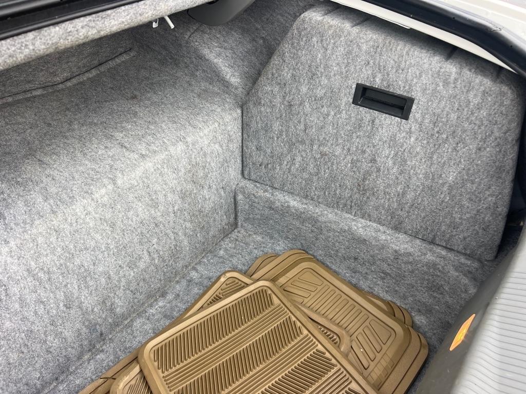 Lincoln Town Car 4dr Sdn Signature 2003