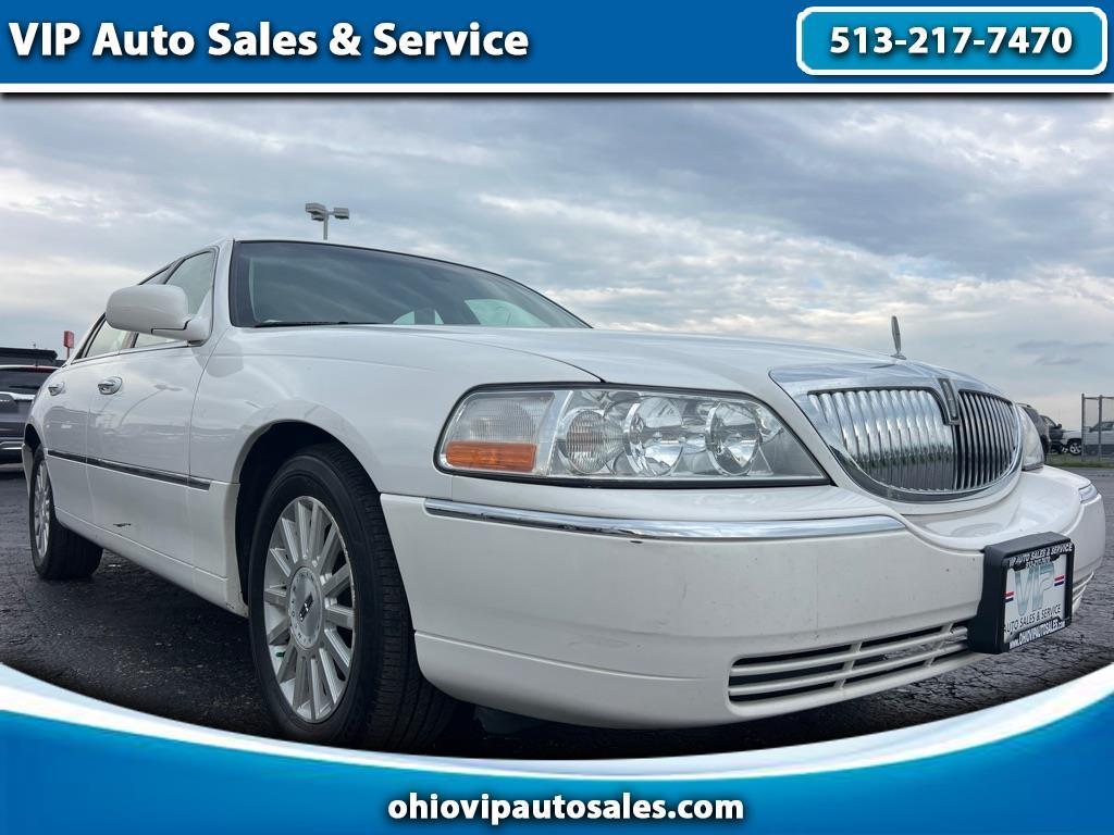 Lincoln Town Car 4dr Sdn Signature 2003