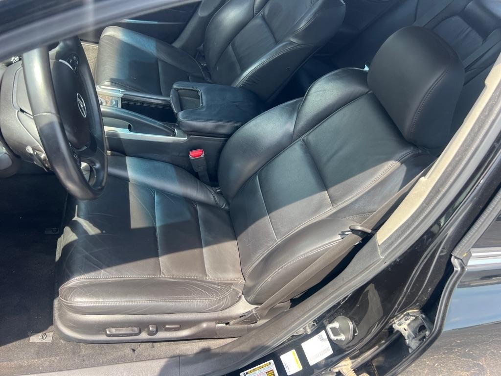 Acura TL 4dr Sdn 2WD 2010