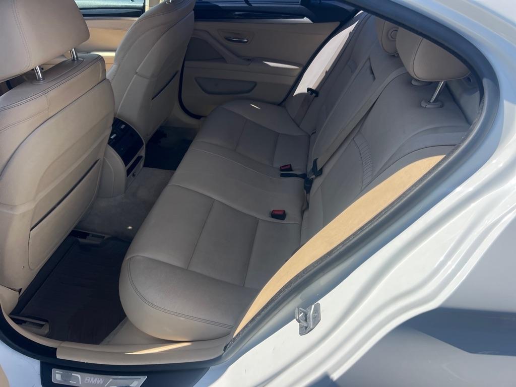 BMW 5 Series 4dr Sdn 535d RWD 2014