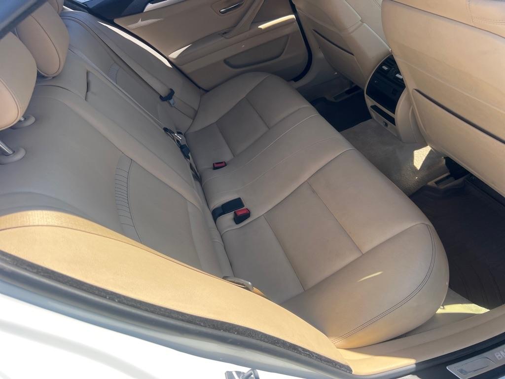 BMW 5 Series 4dr Sdn 535d RWD 2014