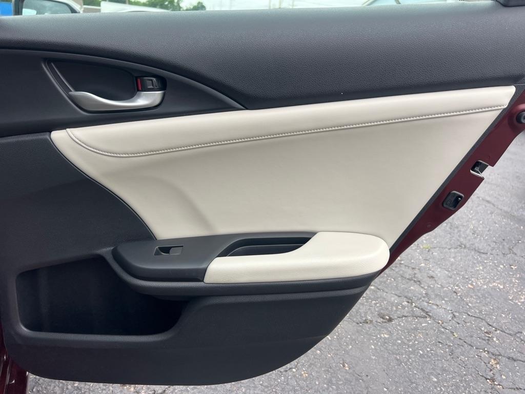 Honda Insight Touring CVT 2019