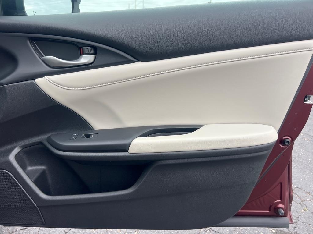 Honda Insight Touring CVT 2019
