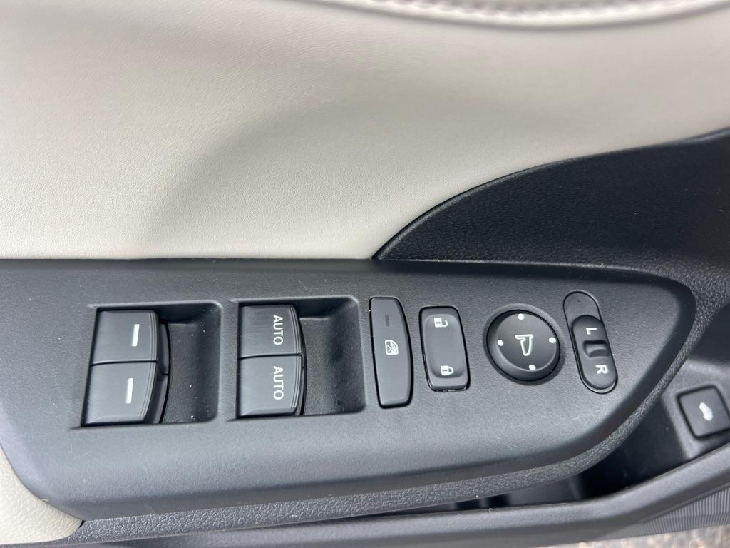 Honda Insight Touring CVT 2019