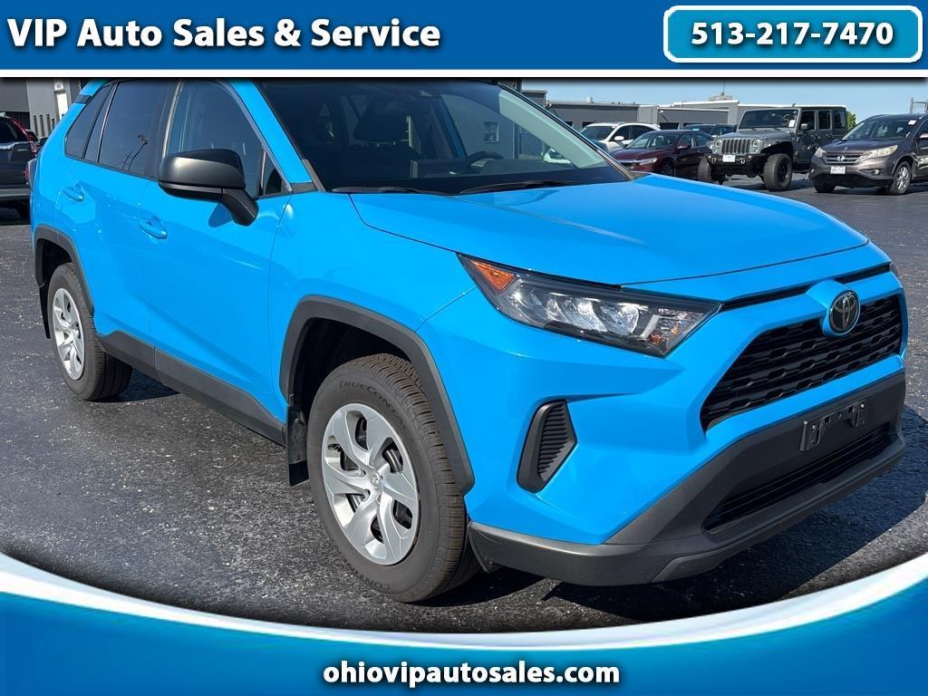 Toyota RAV4 LE AWD (Natl) 2020