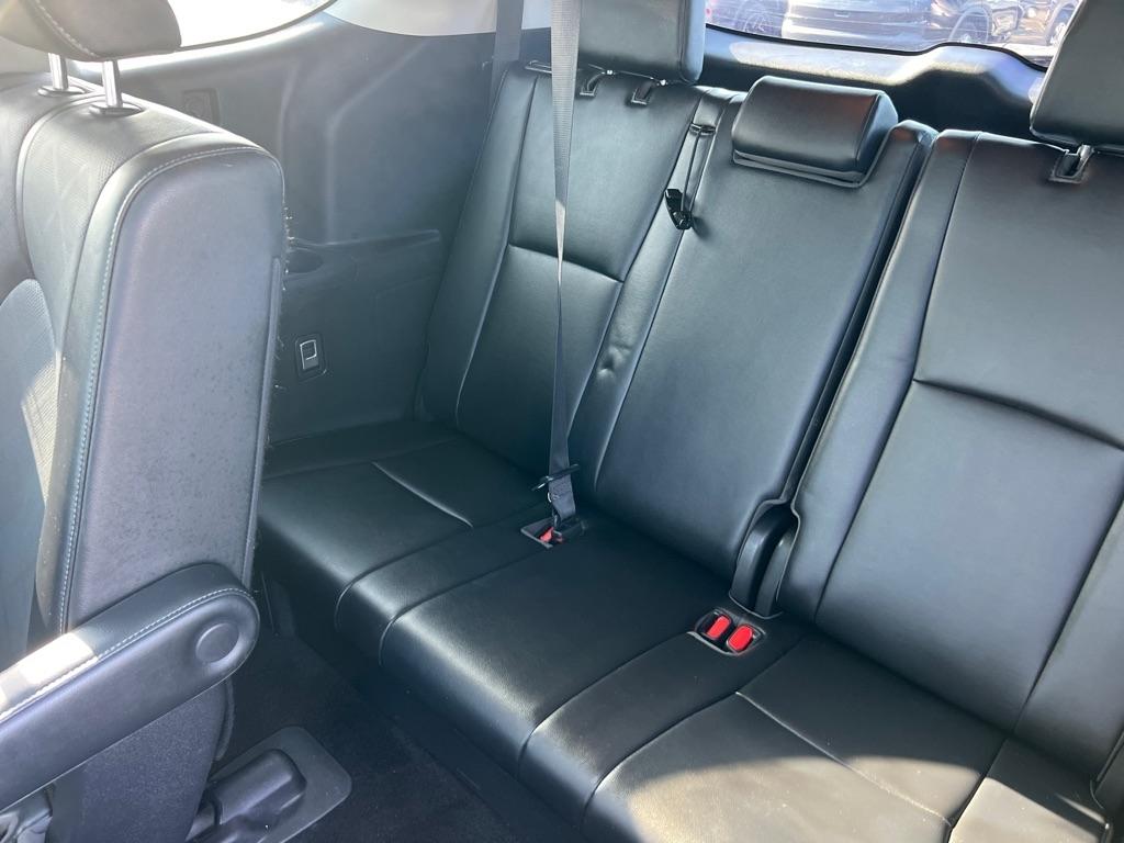 Toyota Highlander Hybrid Platinum AWD (Natl) 2022
