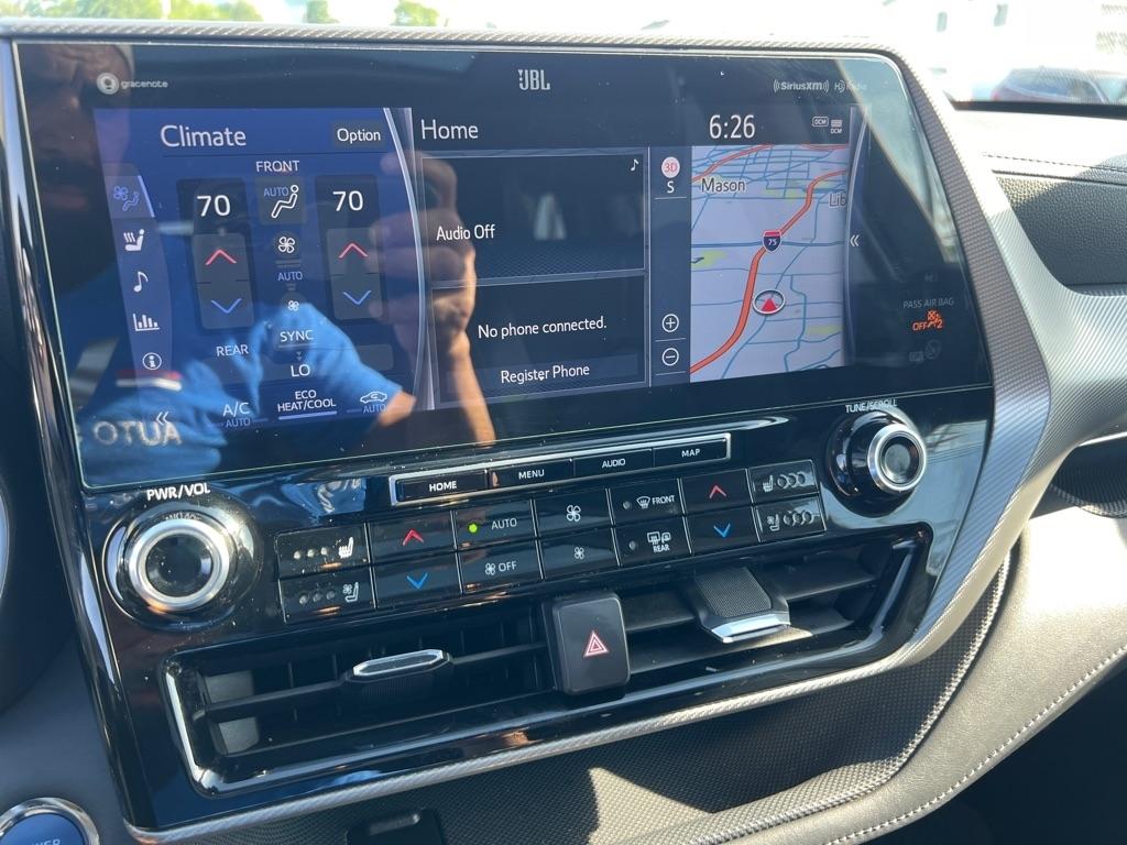 Toyota Highlander Hybrid Platinum AWD (Natl) 2022