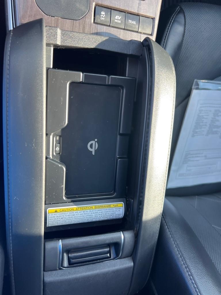 Toyota Highlander Hybrid Platinum AWD (Natl) 2022