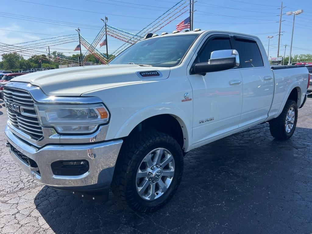 RAM 2500 Laramie 4x4 Crew Cab 6'4" Box 2019