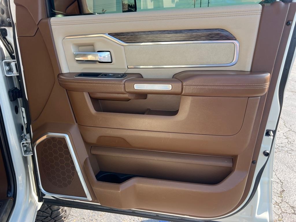 RAM 2500 Laramie 4x4 Crew Cab 6'4" Box 2019