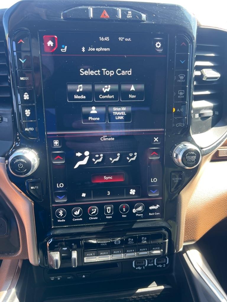 RAM 2500 Laramie 4x4 Crew Cab 6'4" Box 2019