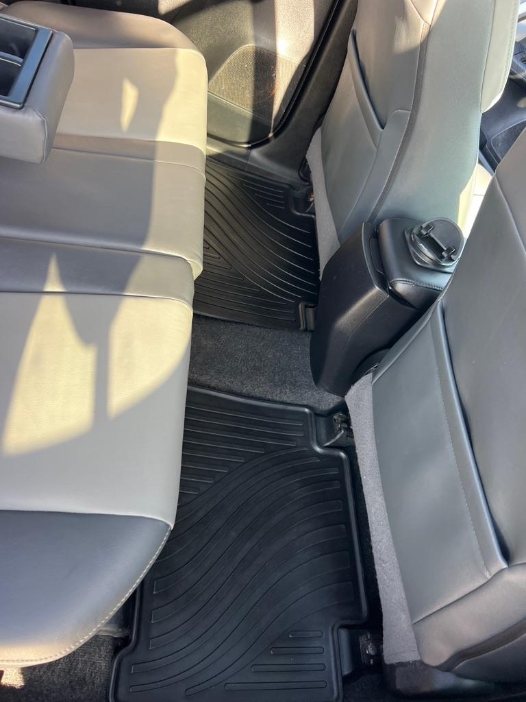 Toyota RAV4 AWD 4dr Limited (Natl) 2015