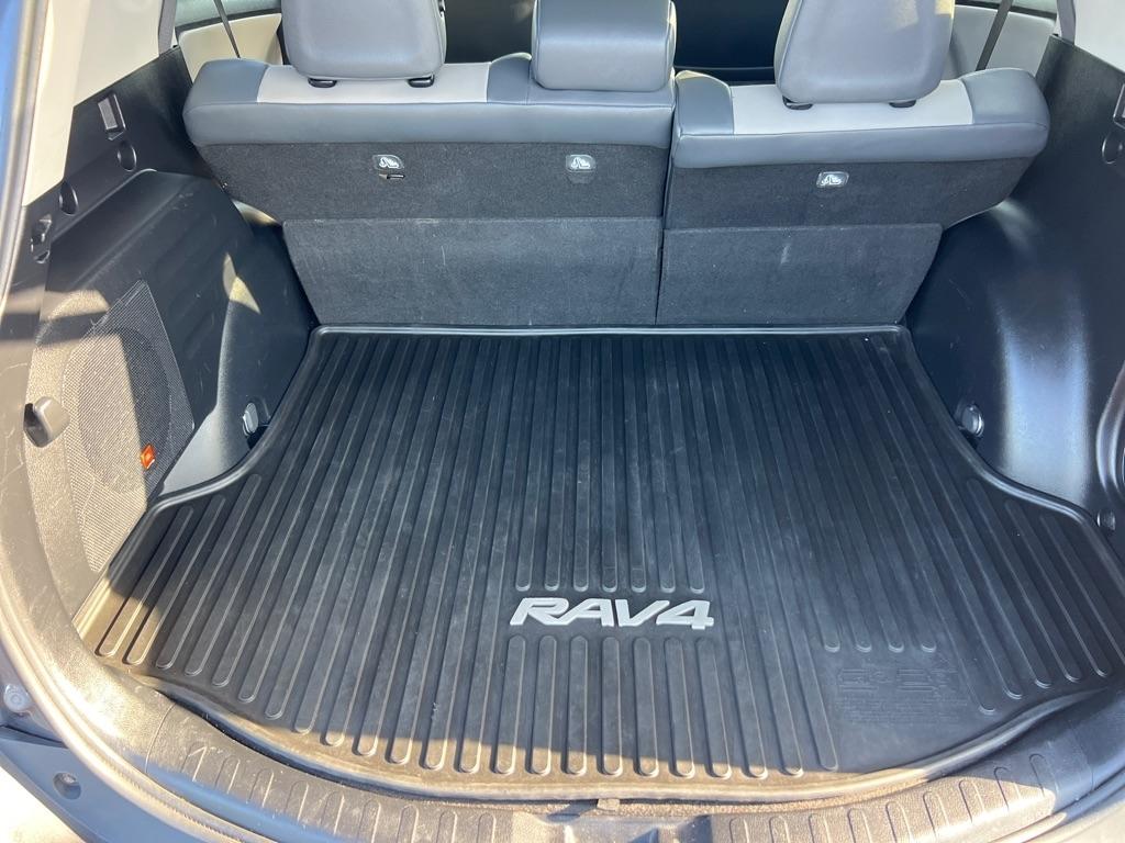 Toyota RAV4 AWD 4dr Limited (Natl) 2015