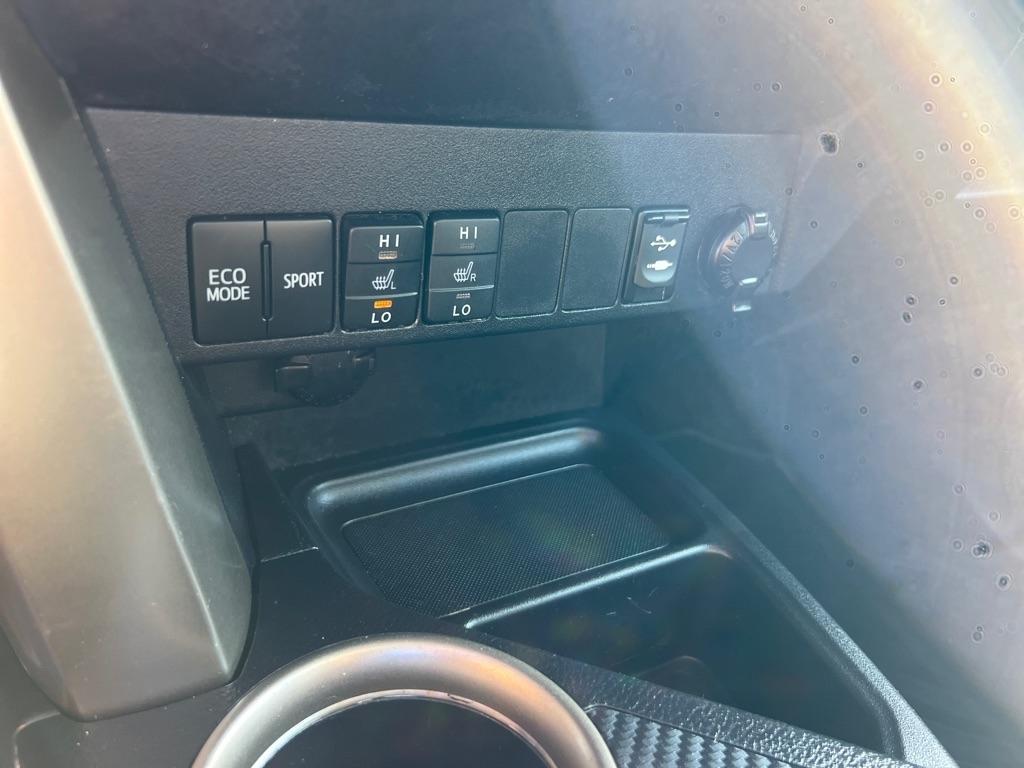 Toyota RAV4 AWD 4dr Limited (Natl) 2015