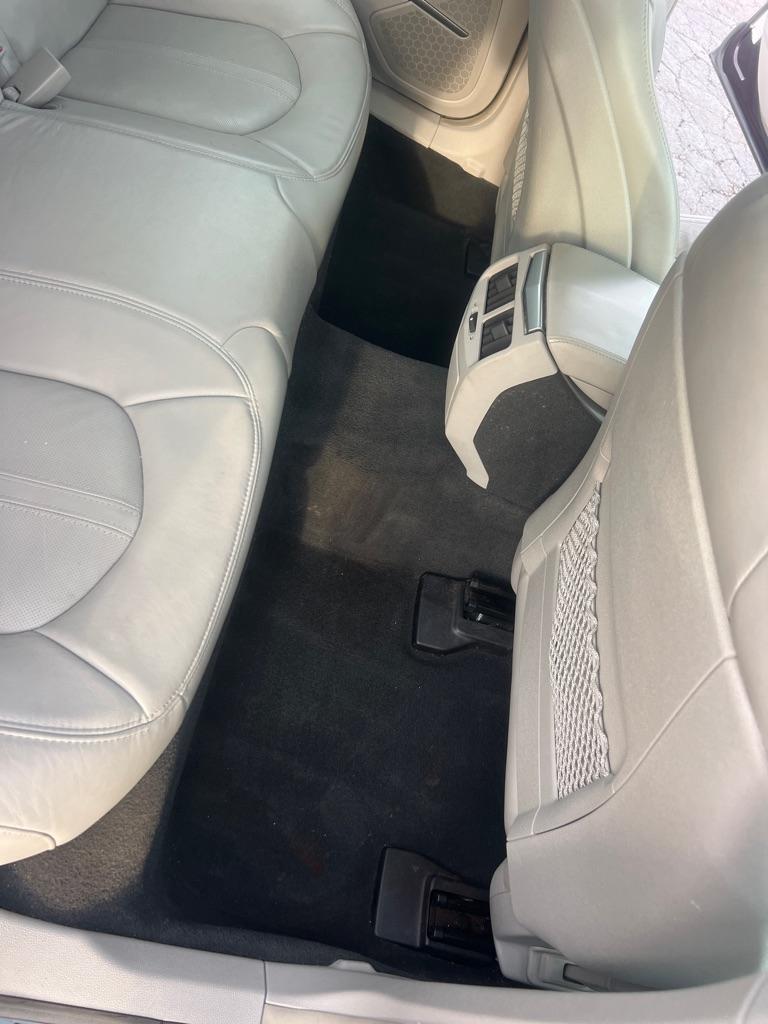 Cadillac CTS 4dr Sdn RWD w/1SA 2009