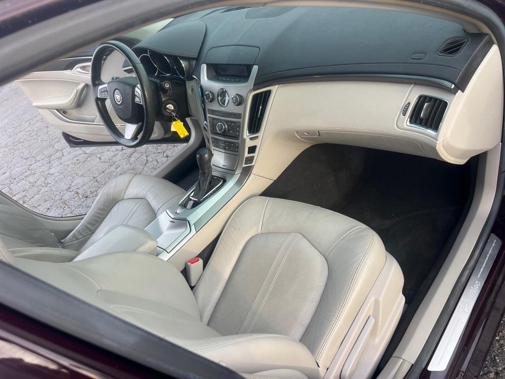 Cadillac CTS 4dr Sdn RWD w/1SA 2009