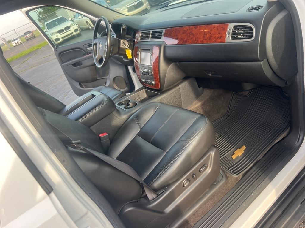 Chevrolet Tahoe 4WD 4dr 1500 LT 2013