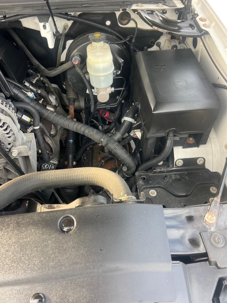 Chevrolet Tahoe 4WD 4dr 1500 LT 2013