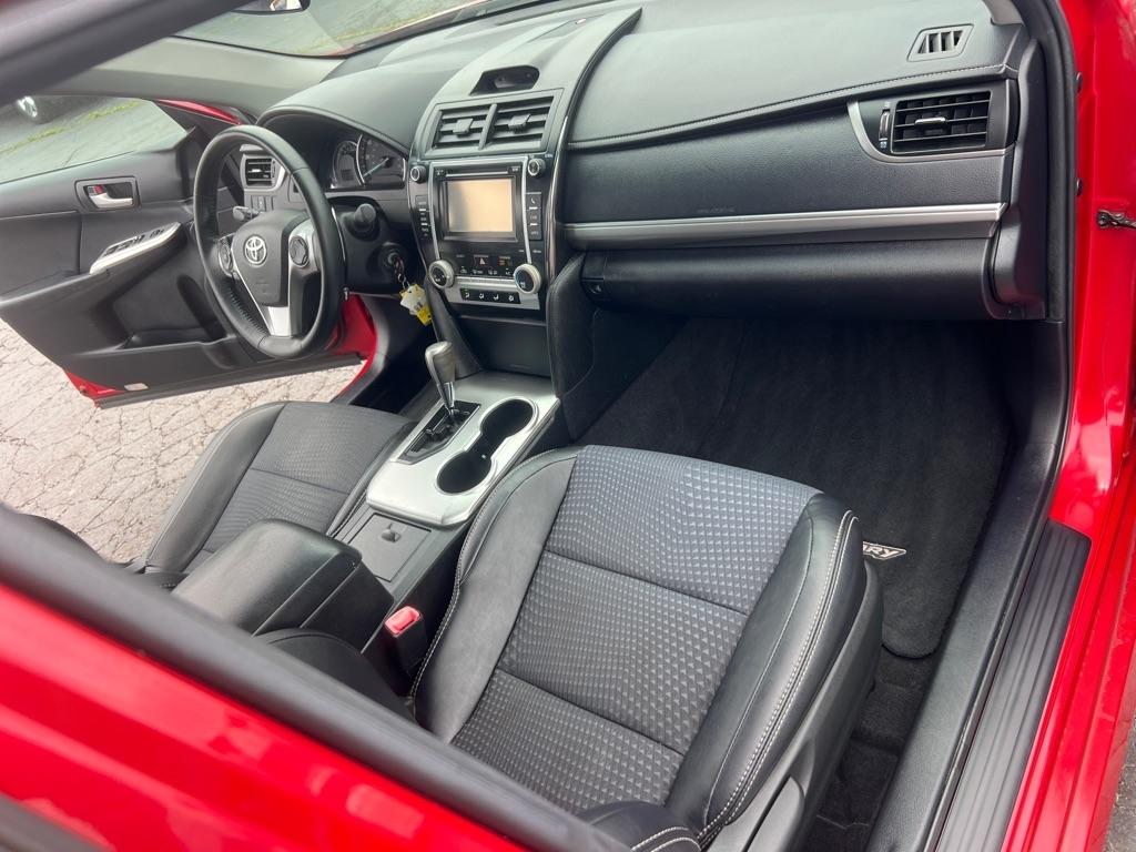 Toyota Camry 2014.5 4dr Sdn I4 Auto SE Sport (Natl) 2014