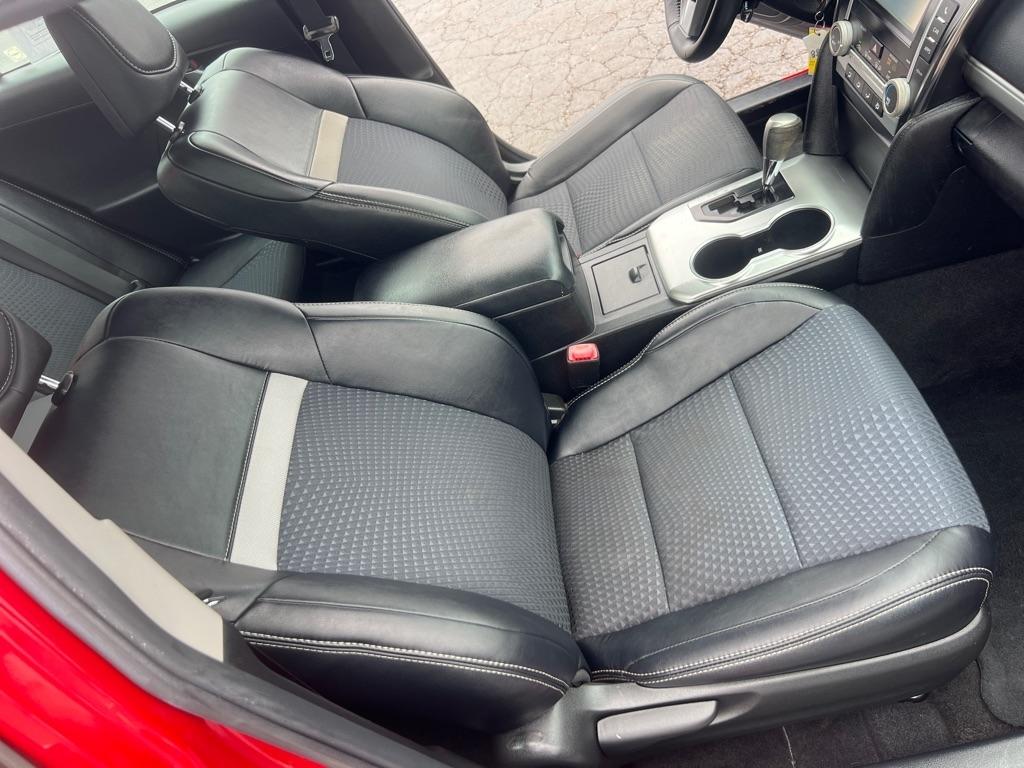 Toyota Camry 2014.5 4dr Sdn I4 Auto SE Sport (Natl) 2014