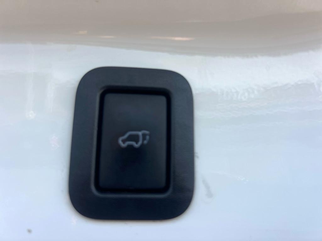 Toyota Highlander Hybrid Limited V6 AWD (Natl) 2017