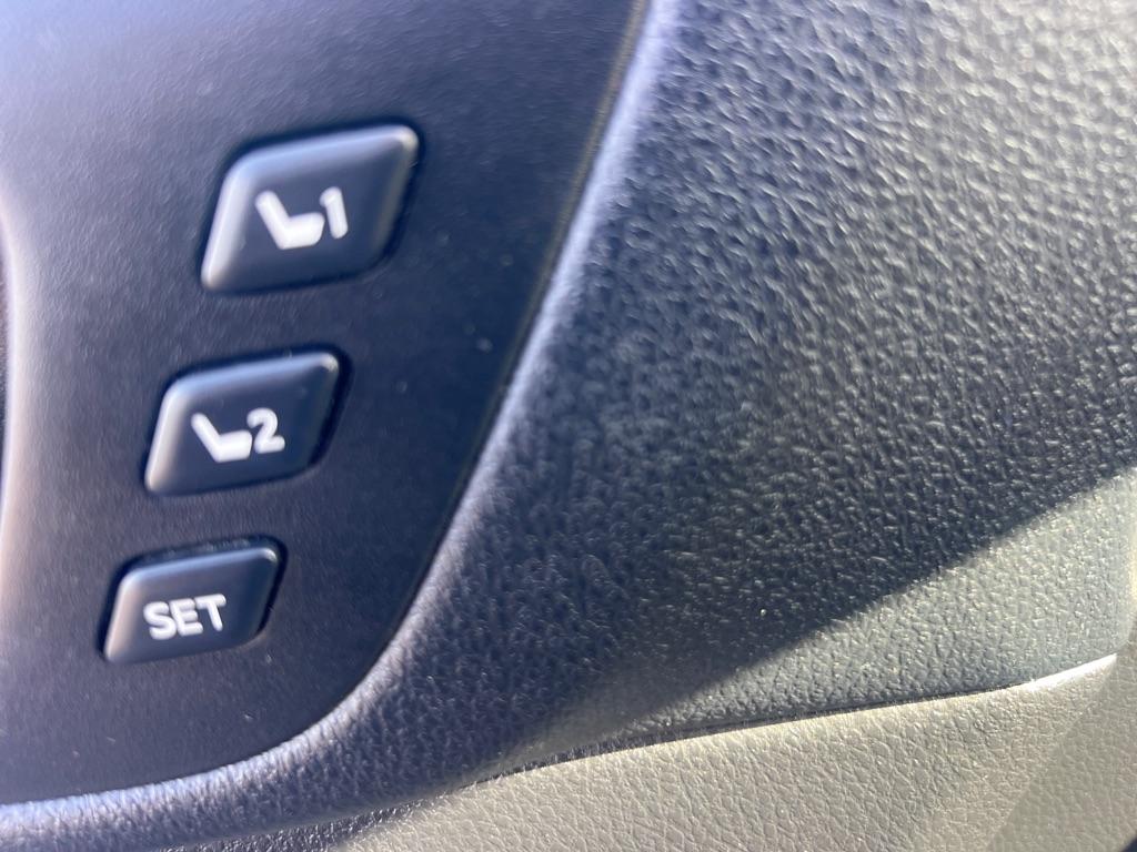 Toyota Highlander Hybrid Limited V6 AWD (Natl) 2017