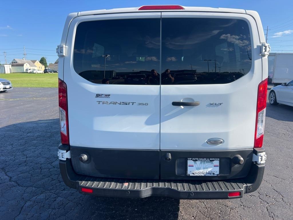 Ford Transit Wagon T-350 148" Low Roof XLT Swing-Out RH Dr 2015