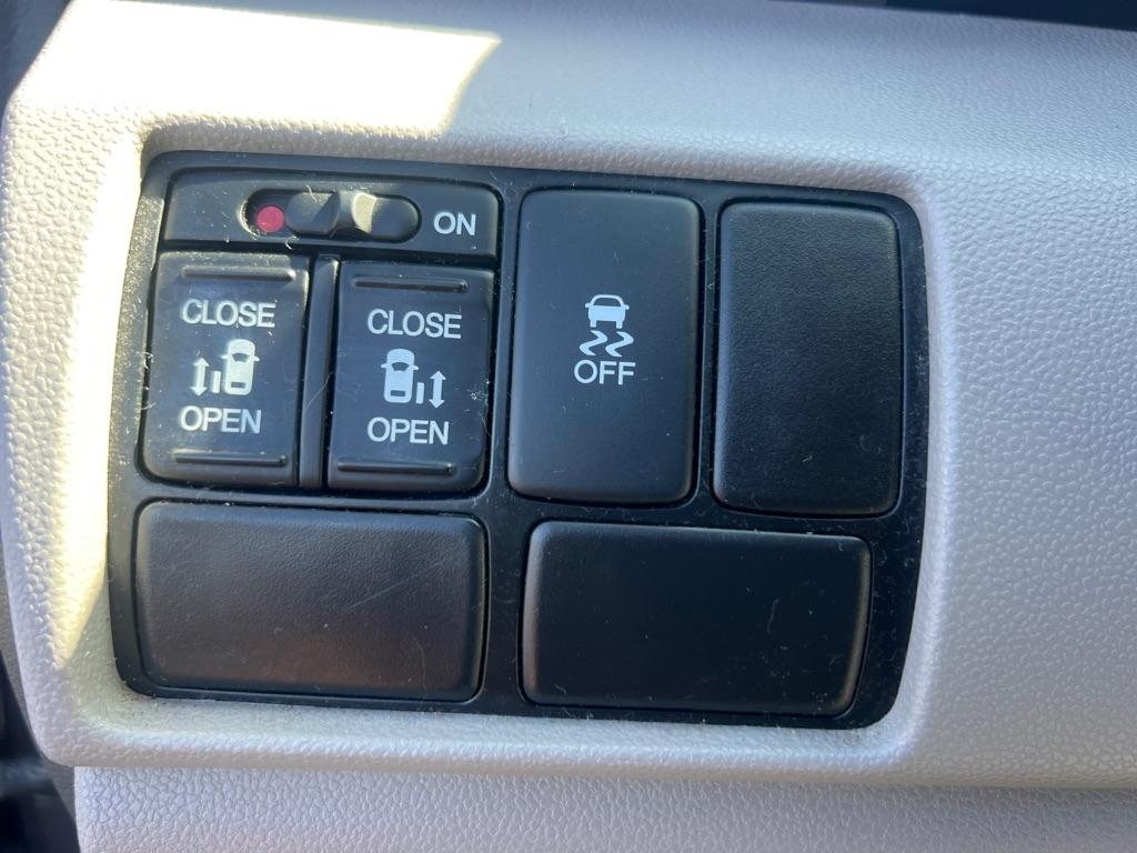 Honda Odyssey 5dr SE 2016