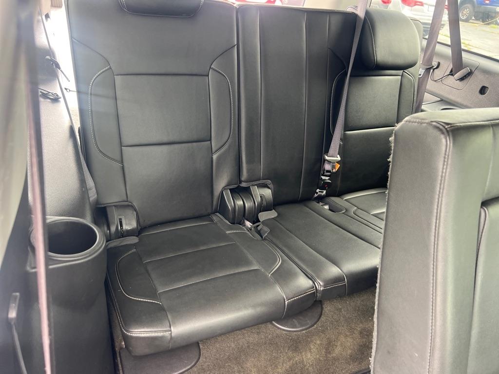 Chevrolet Suburban 4WD 4dr LT 2015