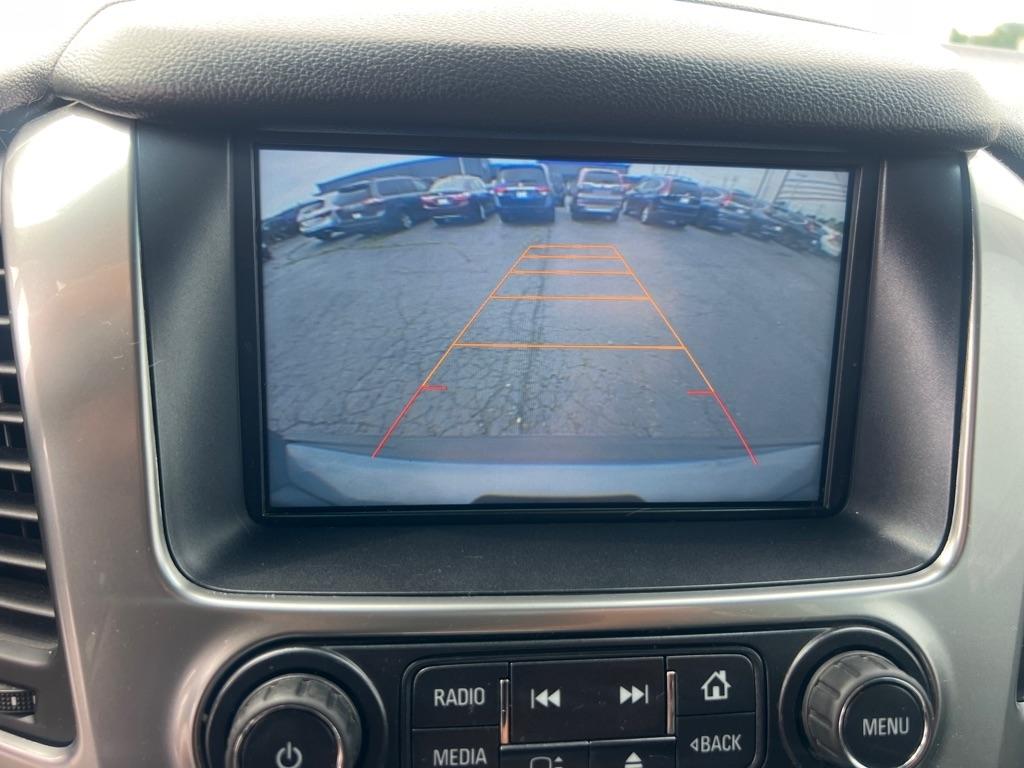 Chevrolet Suburban 4WD 4dr LT 2015