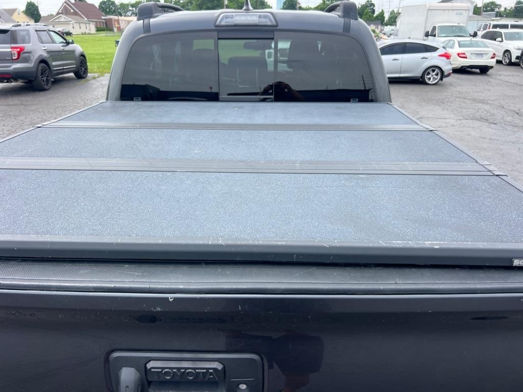 Toyota Tacoma TRD Off Road Double Cab 5' Bed V6 4x4 MT (Natl) 2018