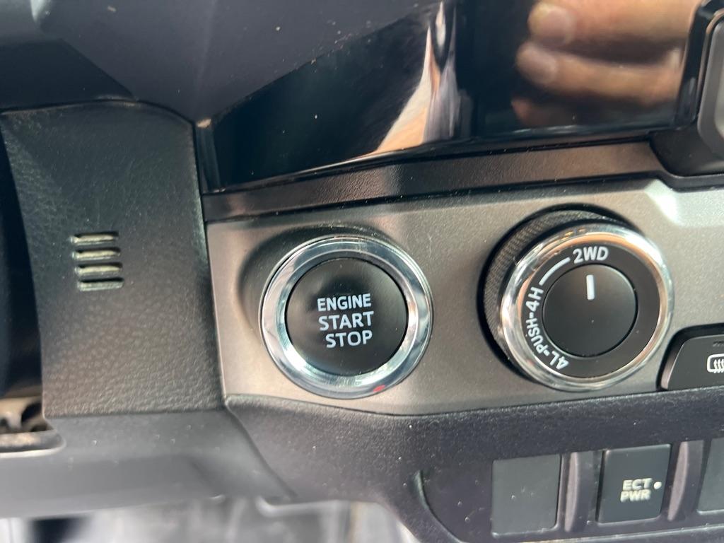 Toyota Tacoma TRD Off Road Double Cab 5' Bed V6 4x4 MT (Natl) 2018