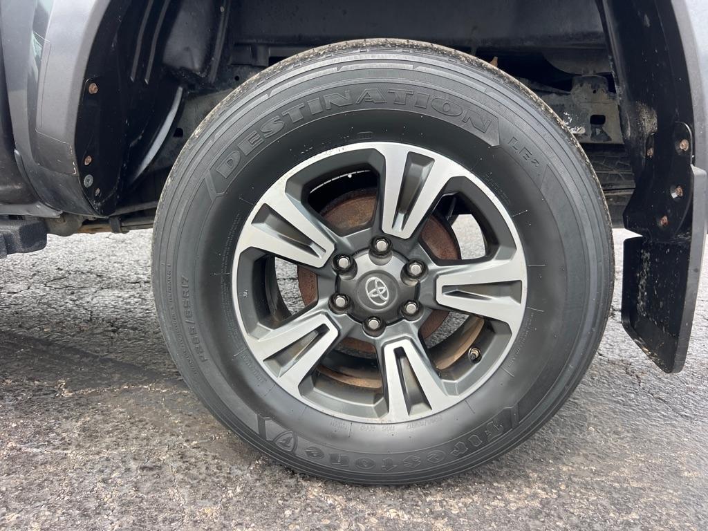 Toyota Tacoma TRD Off Road Double Cab 5' Bed V6 4x4 MT (Natl) 2018