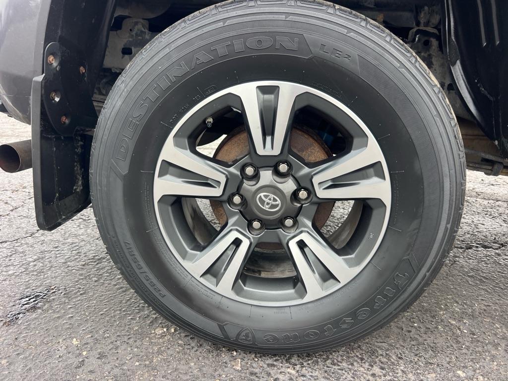 Toyota Tacoma TRD Off Road Double Cab 5' Bed V6 4x4 MT (Natl) 2018