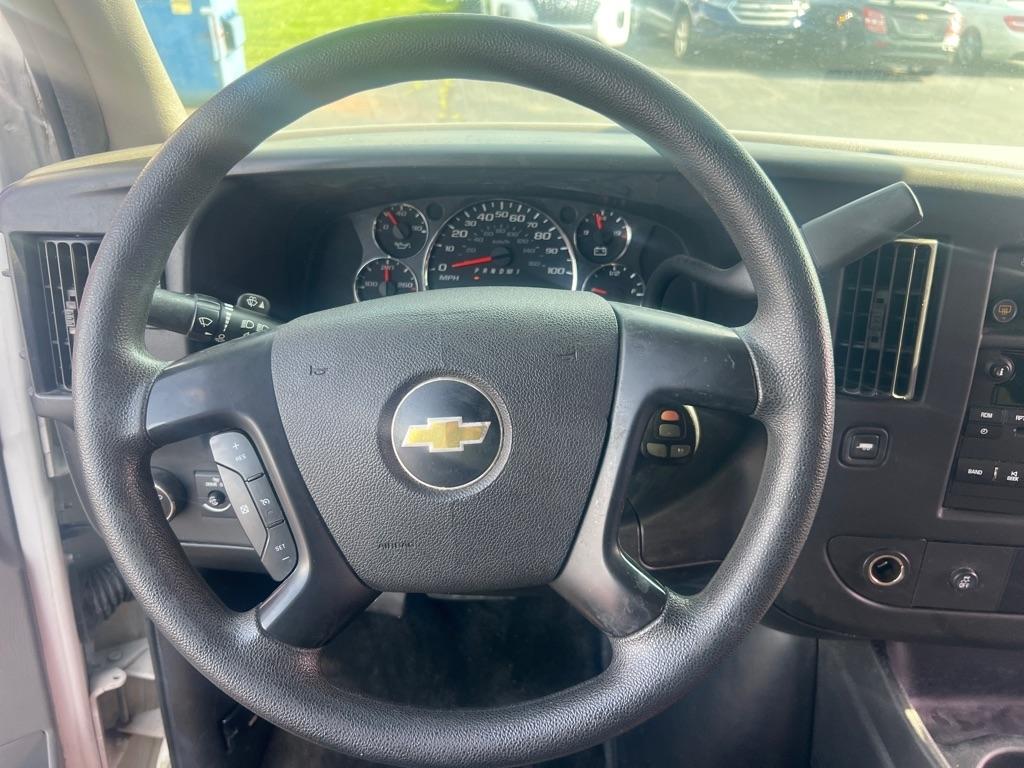 Chevrolet Express Passenger RWD 3500 135" 1LT 2012