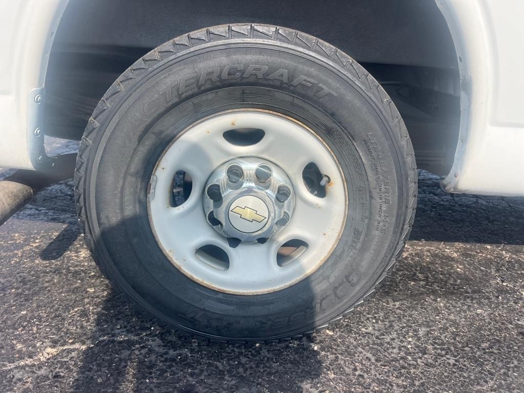 Chevrolet Express Passenger RWD 3500 135" 1LT 2012
