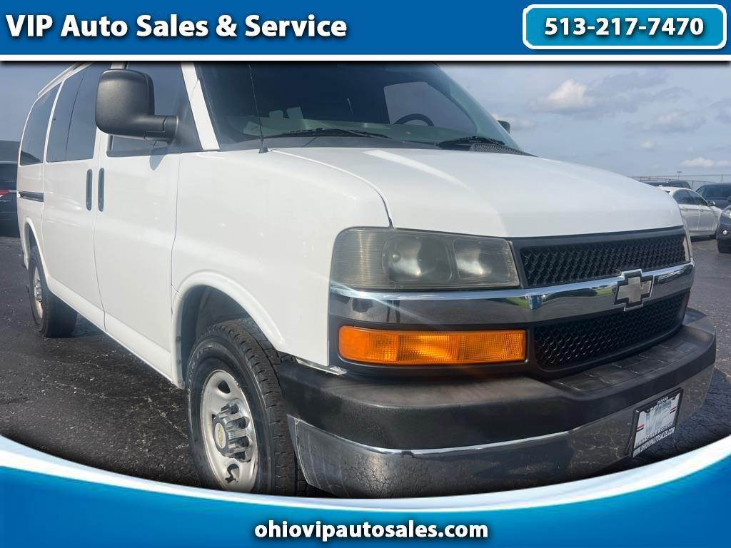 Chevrolet Express Passenger RWD 3500 135" 1LT 2012