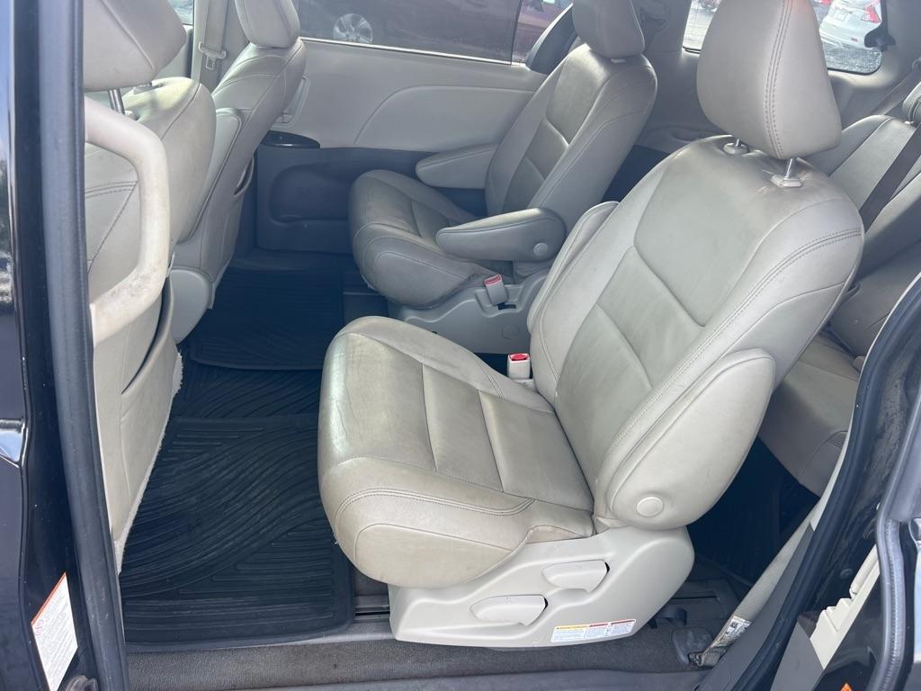 Toyota Sienna Limited Premium AWD 7-Passenger (Natl) 2020