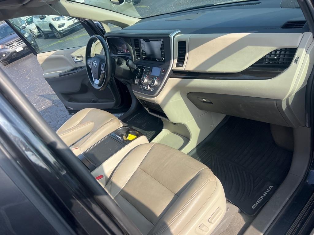 Toyota Sienna Limited Premium AWD 7-Passenger (Natl) 2020