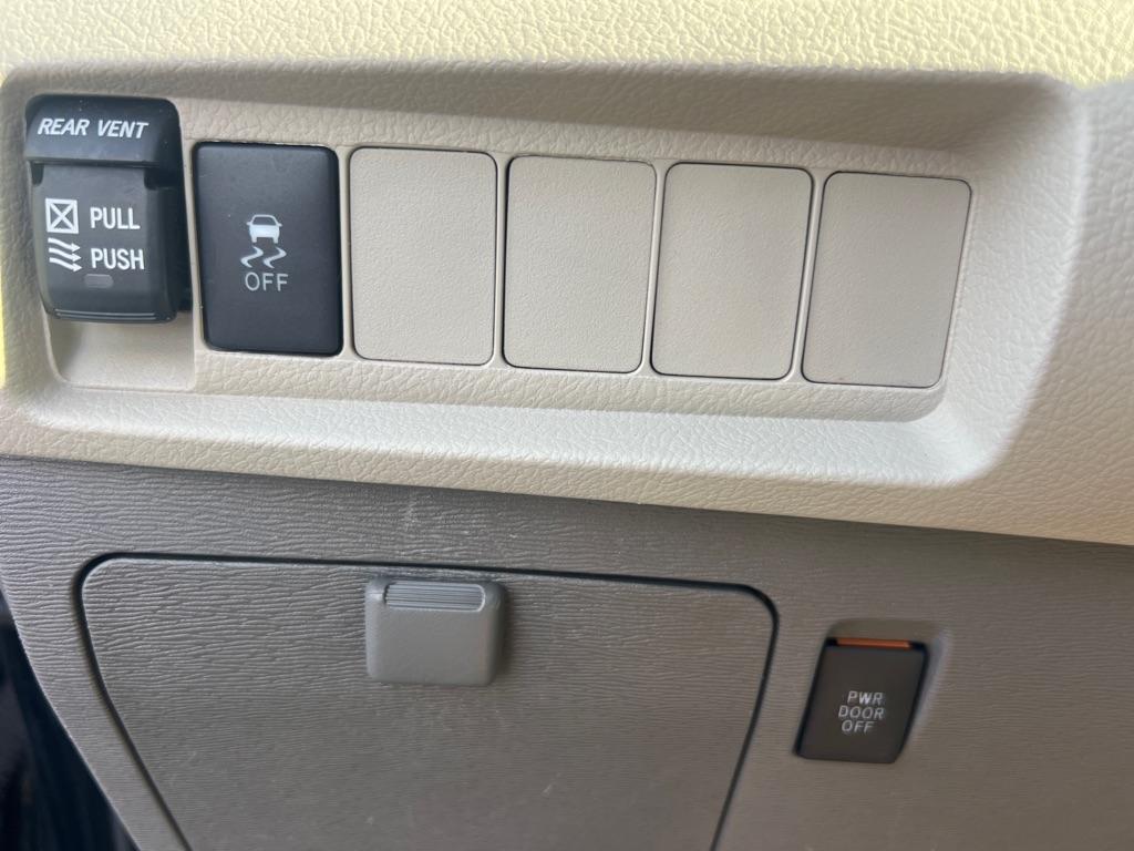 Toyota Sienna Limited Premium AWD 7-Passenger (Natl) 2020