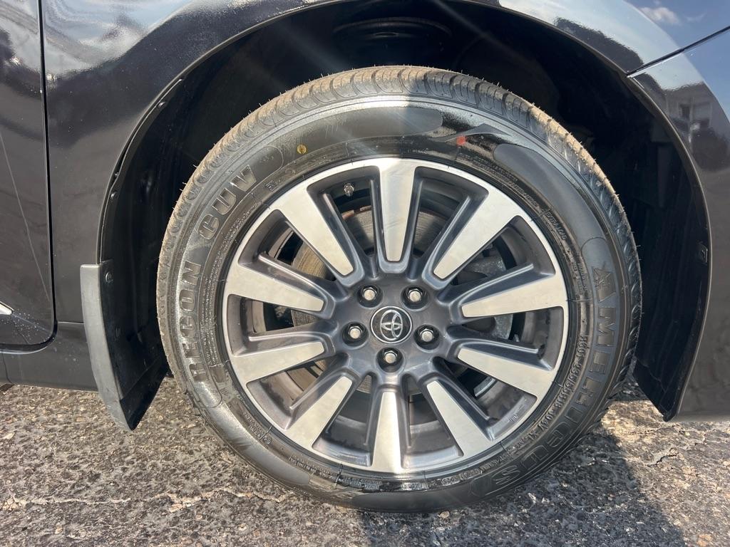 Toyota Sienna Limited Premium AWD 7-Passenger (Natl) 2020