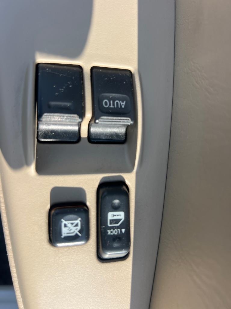 Toyota Camry Solara 2dr Cpe I4 Auto SE Sport (Natl) 2007