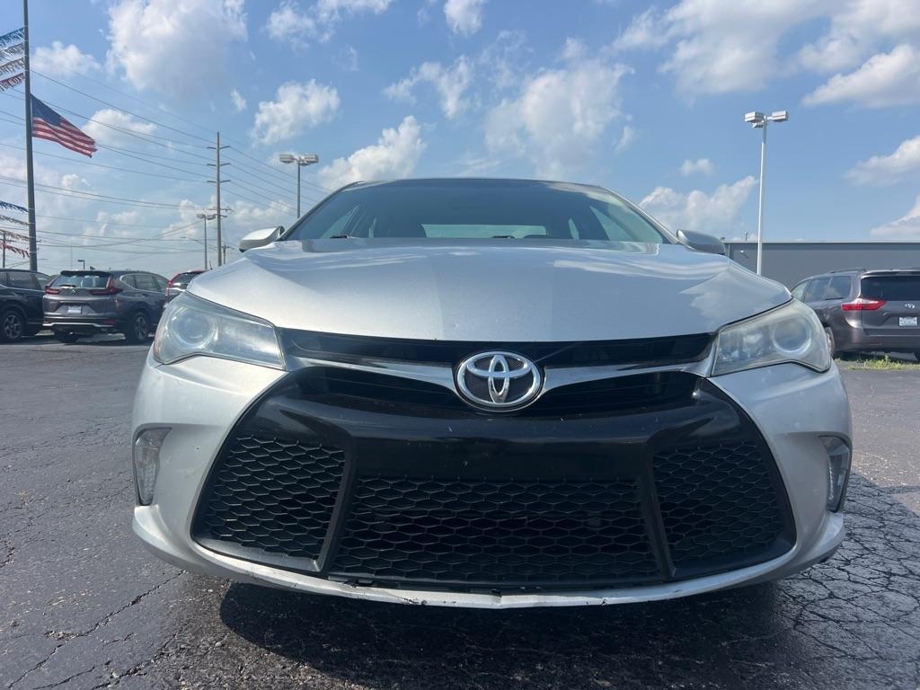 Toyota Camry 4dr Sdn I4 Auto XLE (Natl) 2015