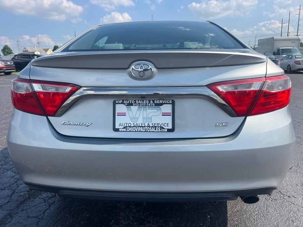 Toyota Camry 4dr Sdn I4 Auto XLE (Natl) 2015