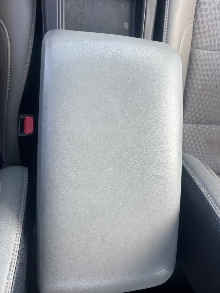 Toyota Camry 4dr Sdn I4 Auto XLE (Natl) 2015