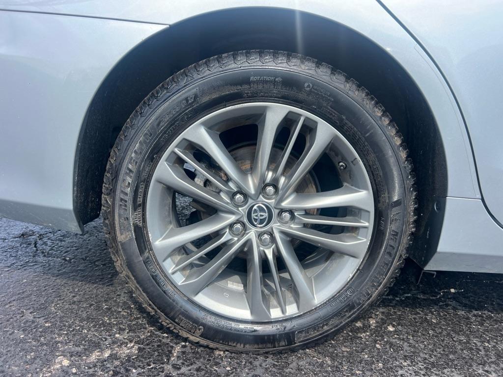 Toyota Camry 4dr Sdn I4 Auto XLE (Natl) 2015