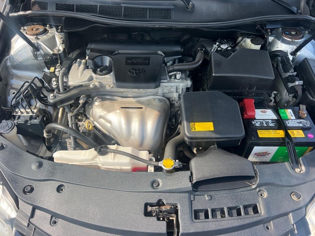 Toyota Camry 4dr Sdn I4 Auto XLE (Natl) 2015
