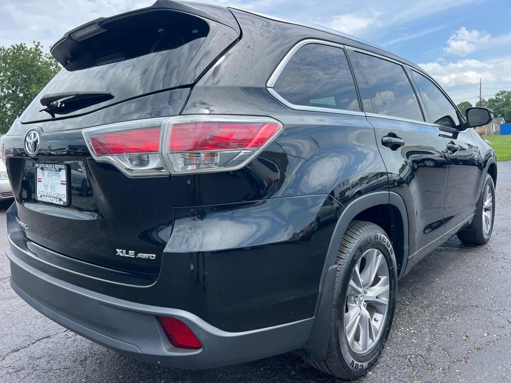 Toyota Highlander AWD 4dr V6 XLE (Natl) 2015