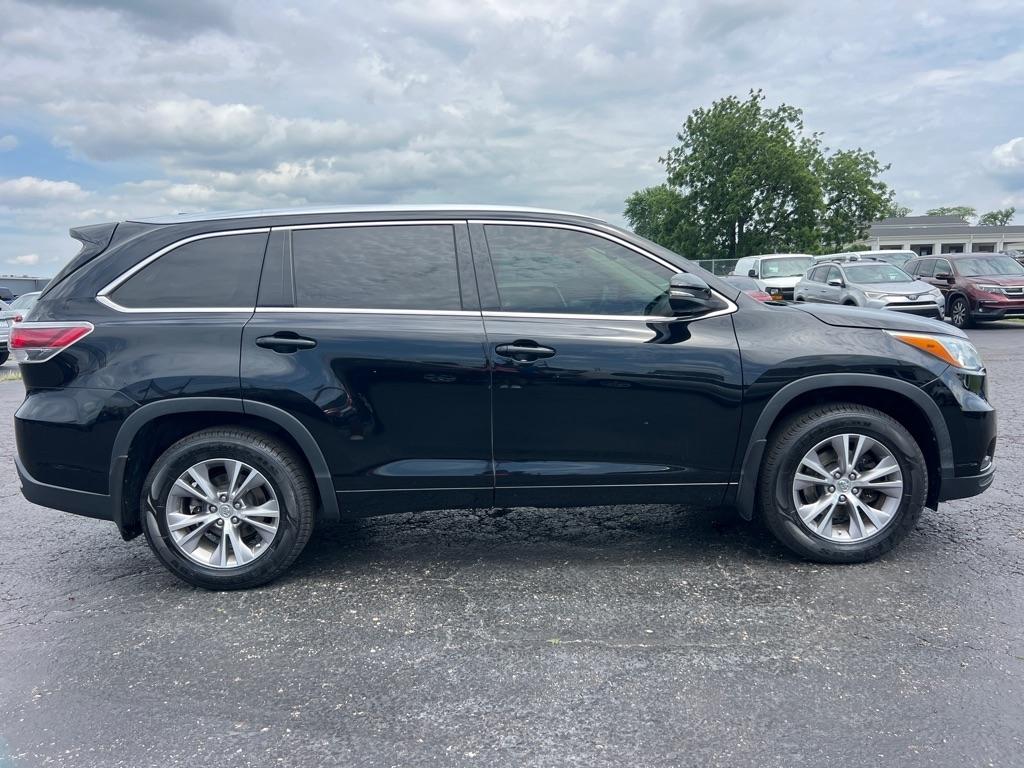 Toyota Highlander AWD 4dr V6 XLE (Natl) 2015